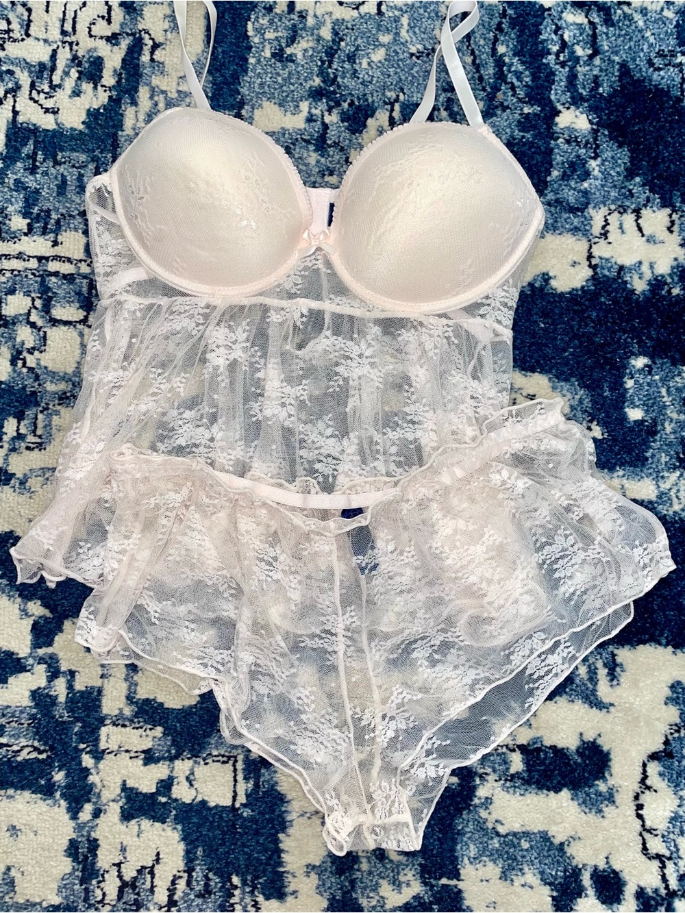 NWOT RACHEL by Rachel Roy Lace Babydoll Chemise Set in Light Pink. Size L.